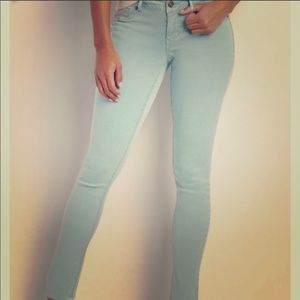 Maurice’s Baby Blue Size Small Jeggings